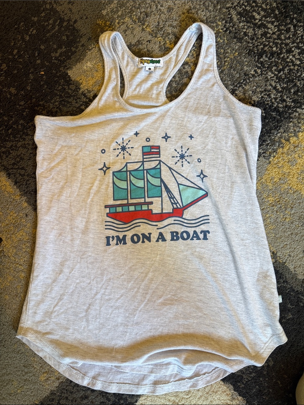 Graphic Tank Top "I'm On A Boat" - Light Heather with Teal & Red Print